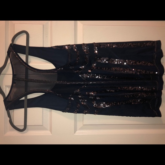 Express sequin tank top - Picture 4 of 4